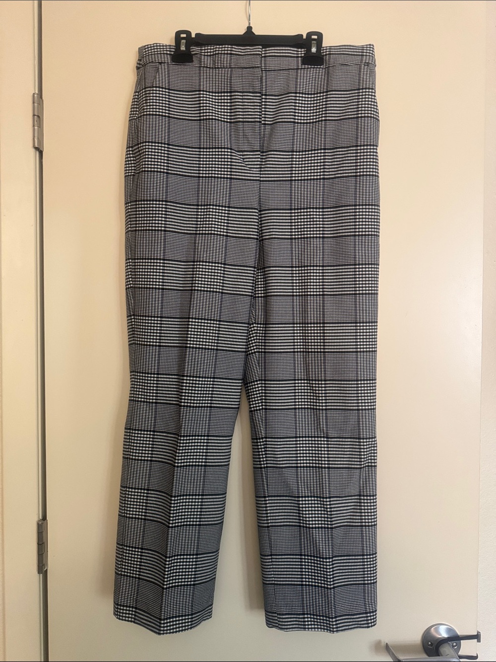 Express Plaid Straight-Leg Dress Pants - Black & White 10 Stretchy 26 in inseam